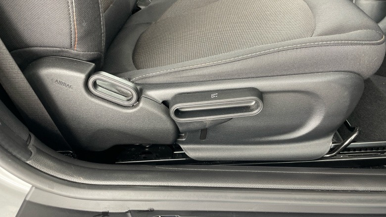 MINI Hatchback 1.5 Cooper Classic Premium 3dr Auto Petrol Hatchback